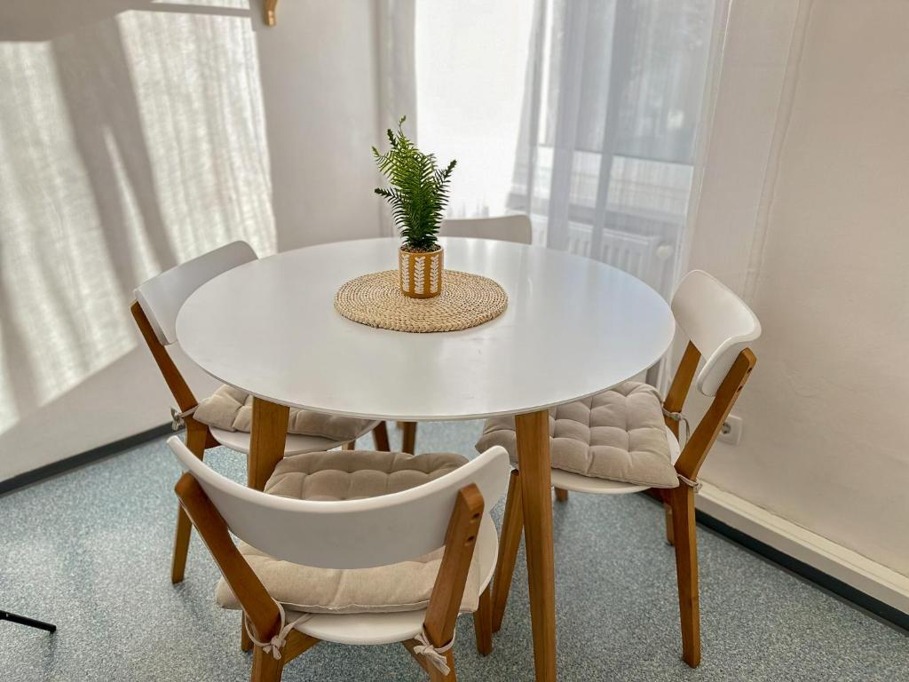 Serenity Apartments Komfort Essenzimmer 2 in Leoben Gastgeber am Murradweg Etappe 5 2025
