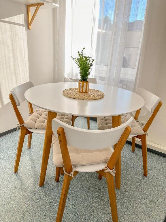 Serenity Apartments Komfort Essenzimmer in Leoben Gastgeber am Murradweg Etappe 5 2025